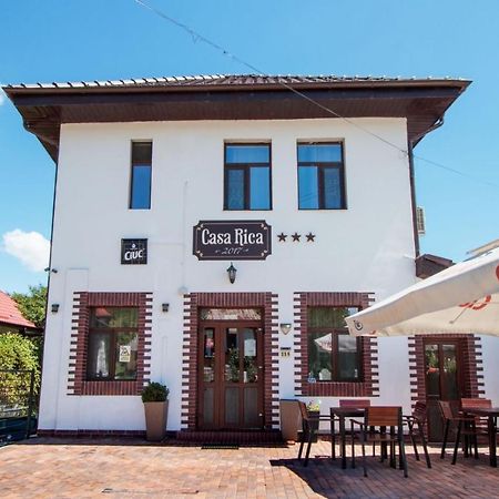 Pensiunea Casa Rica Călimăneşti Extérieur photo