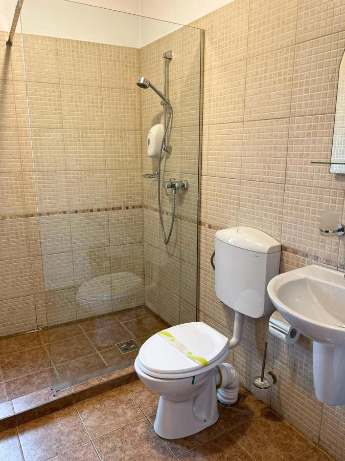 Pensiunea Casa Rica Călimăneşti Extérieur photo