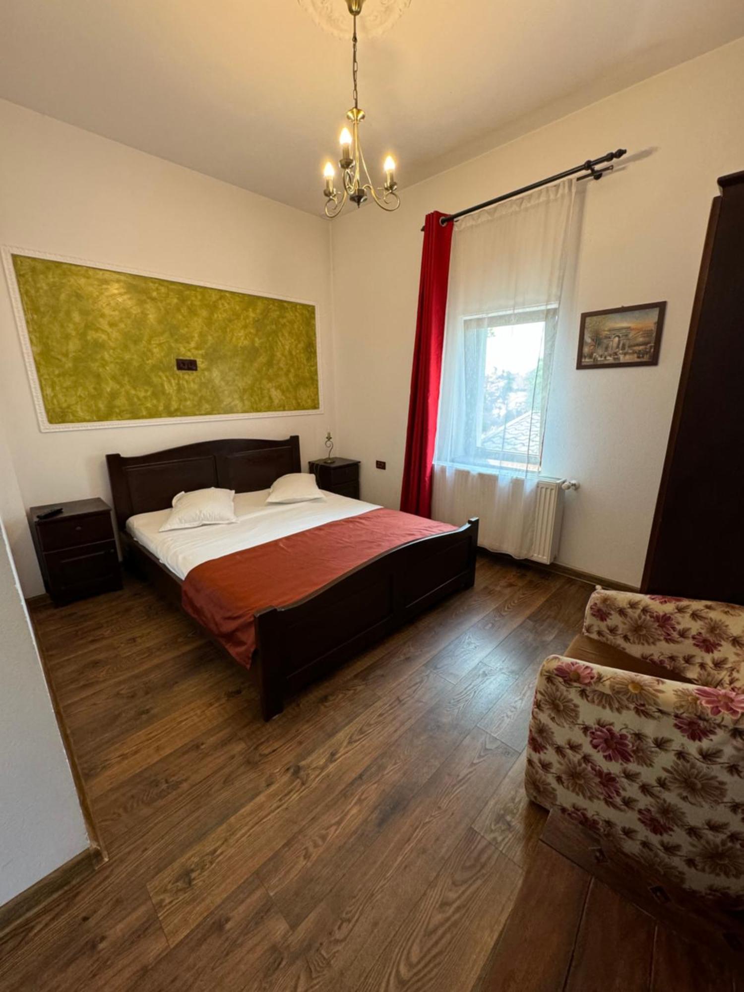 Pensiunea Casa Rica Călimăneşti Extérieur photo
