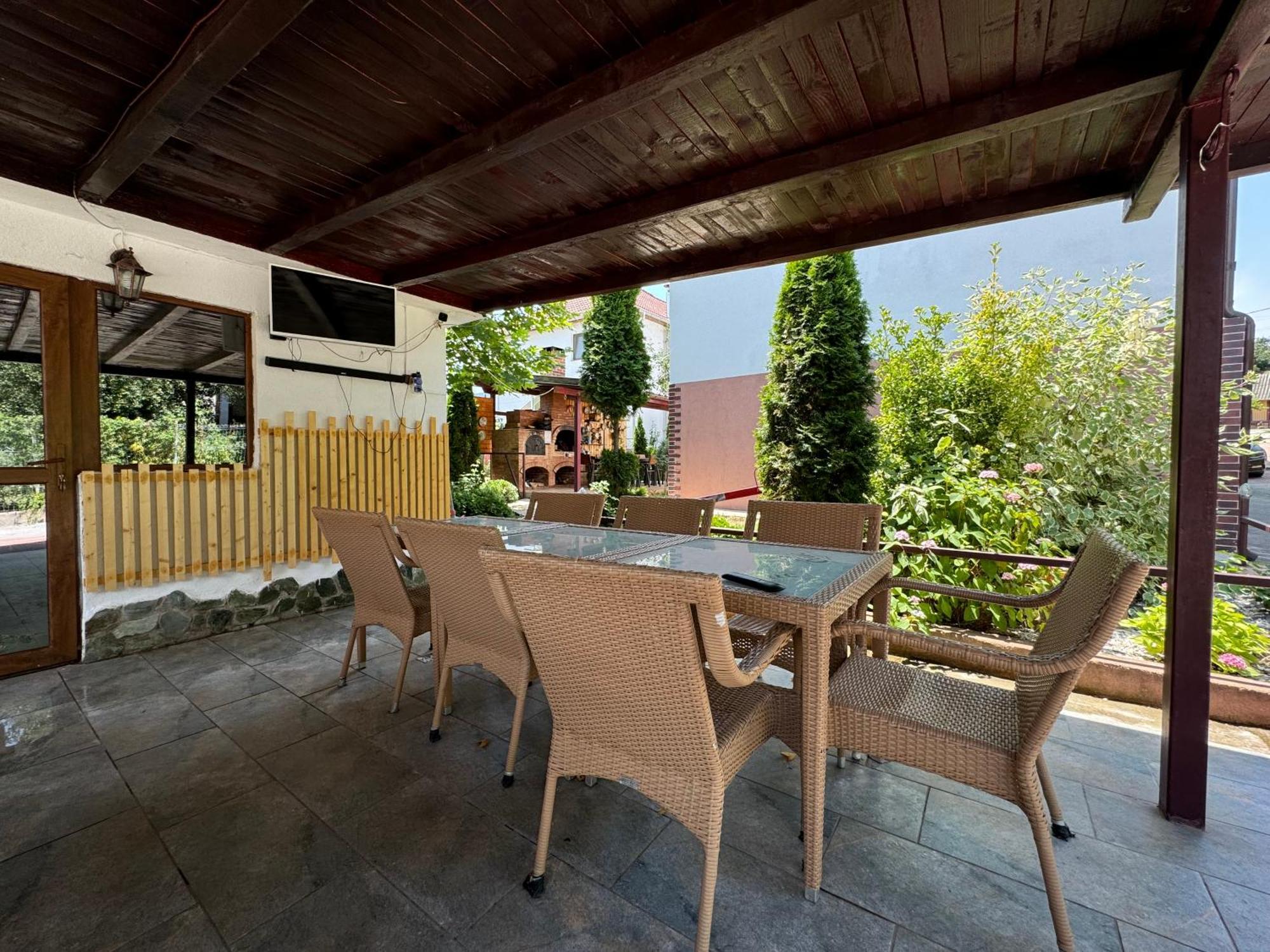 Pensiunea Casa Rica Călimăneşti Extérieur photo
